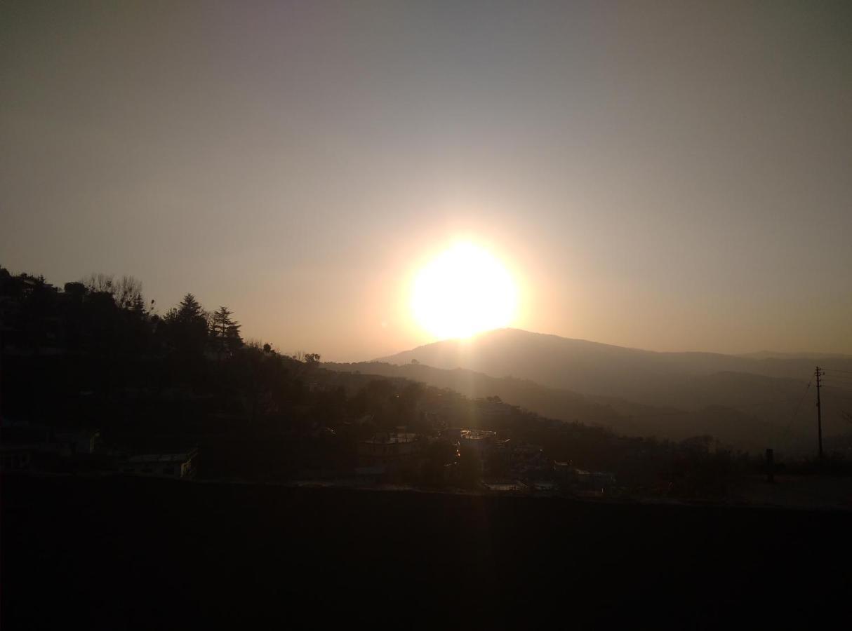 Goodwill Home Stay Almora Zewnętrze zdjęcie