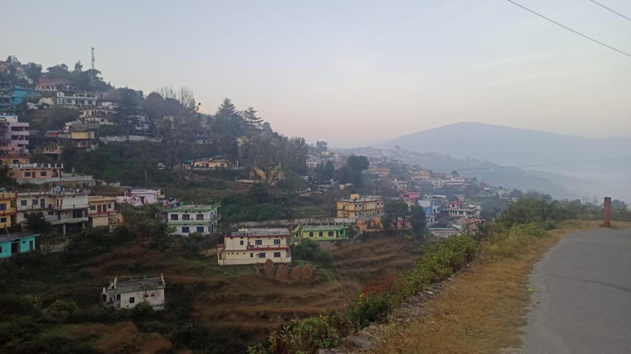 Goodwill Home Stay Almora Zewnętrze zdjęcie