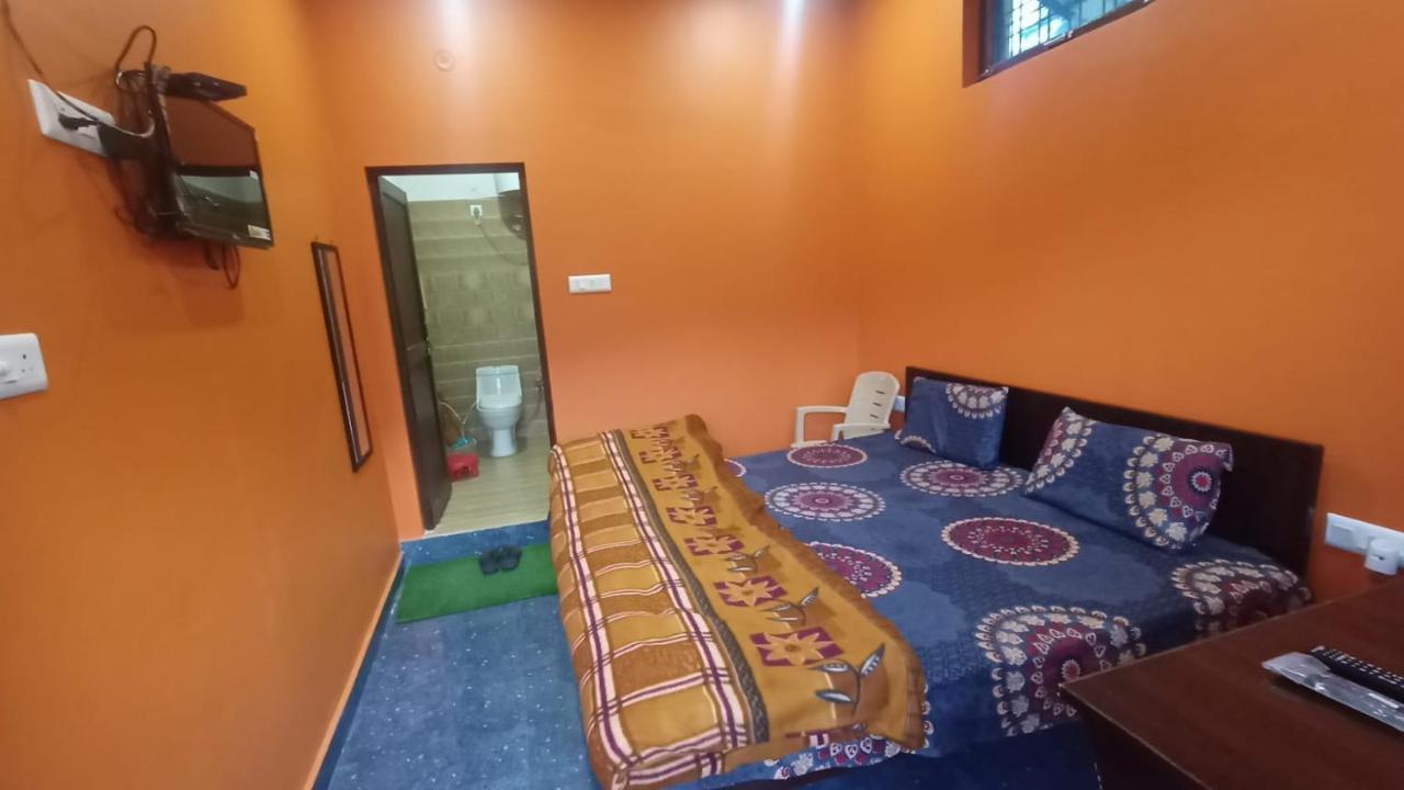 Goodwill Home Stay Almora Zewnętrze zdjęcie