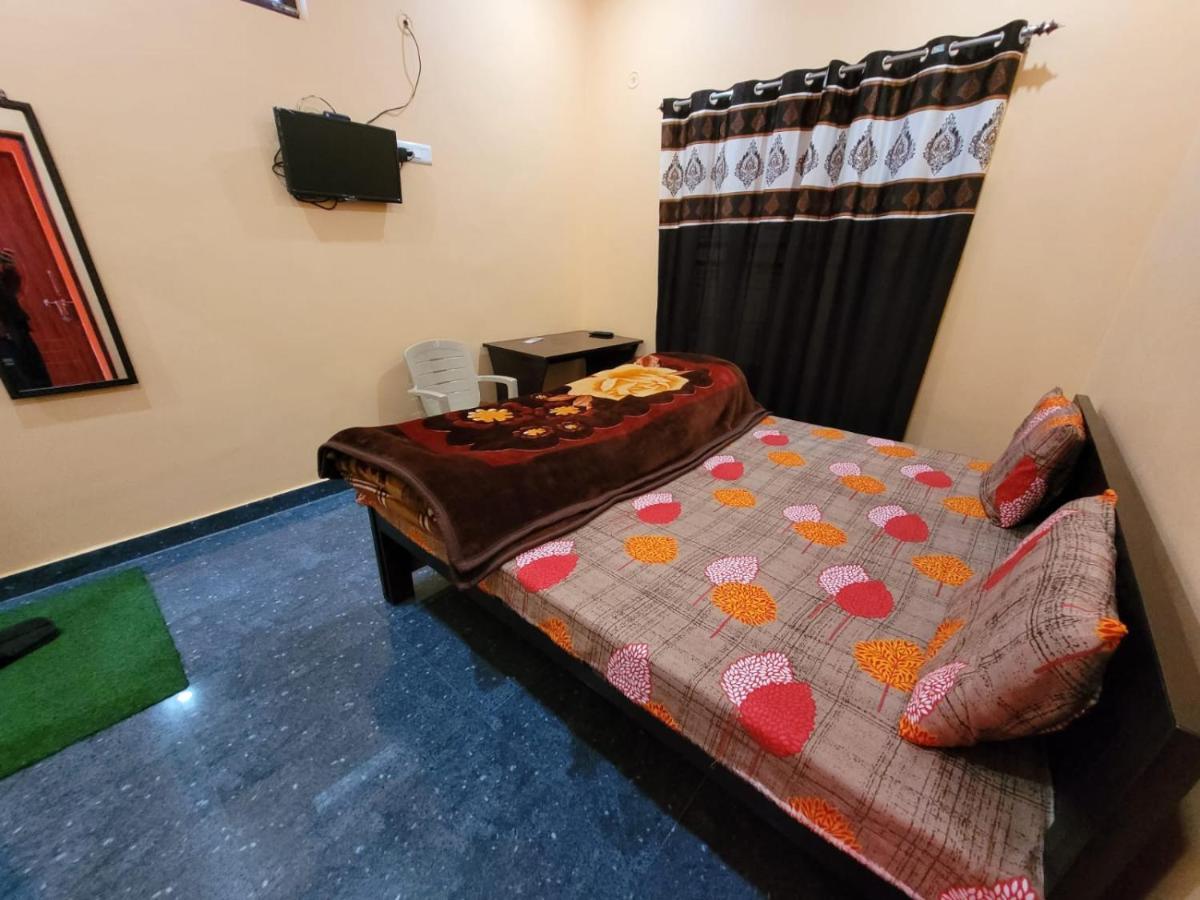 Goodwill Home Stay Almora Zewnętrze zdjęcie