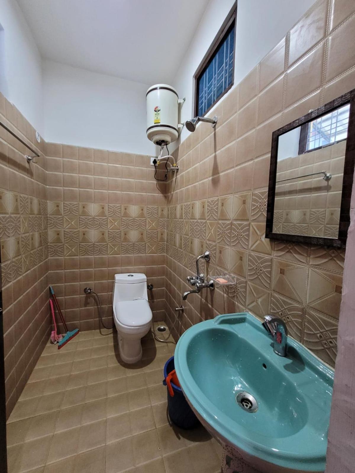 Goodwill Home Stay Almora Zewnętrze zdjęcie